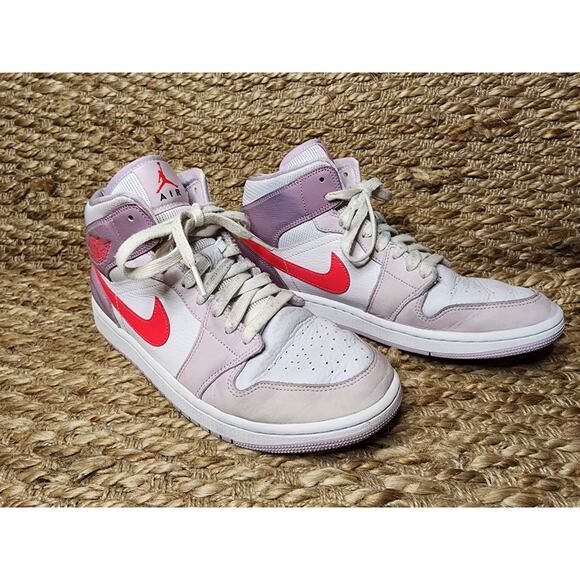 Nike Air Jordan 1 Mid Valentine's Day Womens 10.5 Basketball DR0174-500 Athletic - Picture 3 of 10